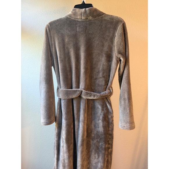UGG Gray Plush Robe - Picture 7 of 7